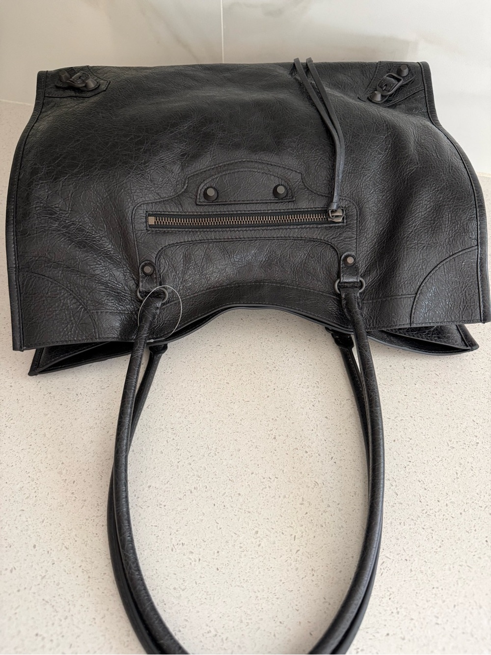 BALENCIAGA Le City Tote Bag Crinkled Black Leather - Picture 5 of 7
